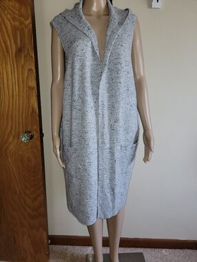 Verve Ami - Women’s Hooded Sleeveless Knit Cardign - Light Heather Gray-Size 3X.
